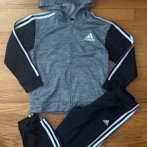adidas Kids Black and Gray Matching Set size 7 EUC